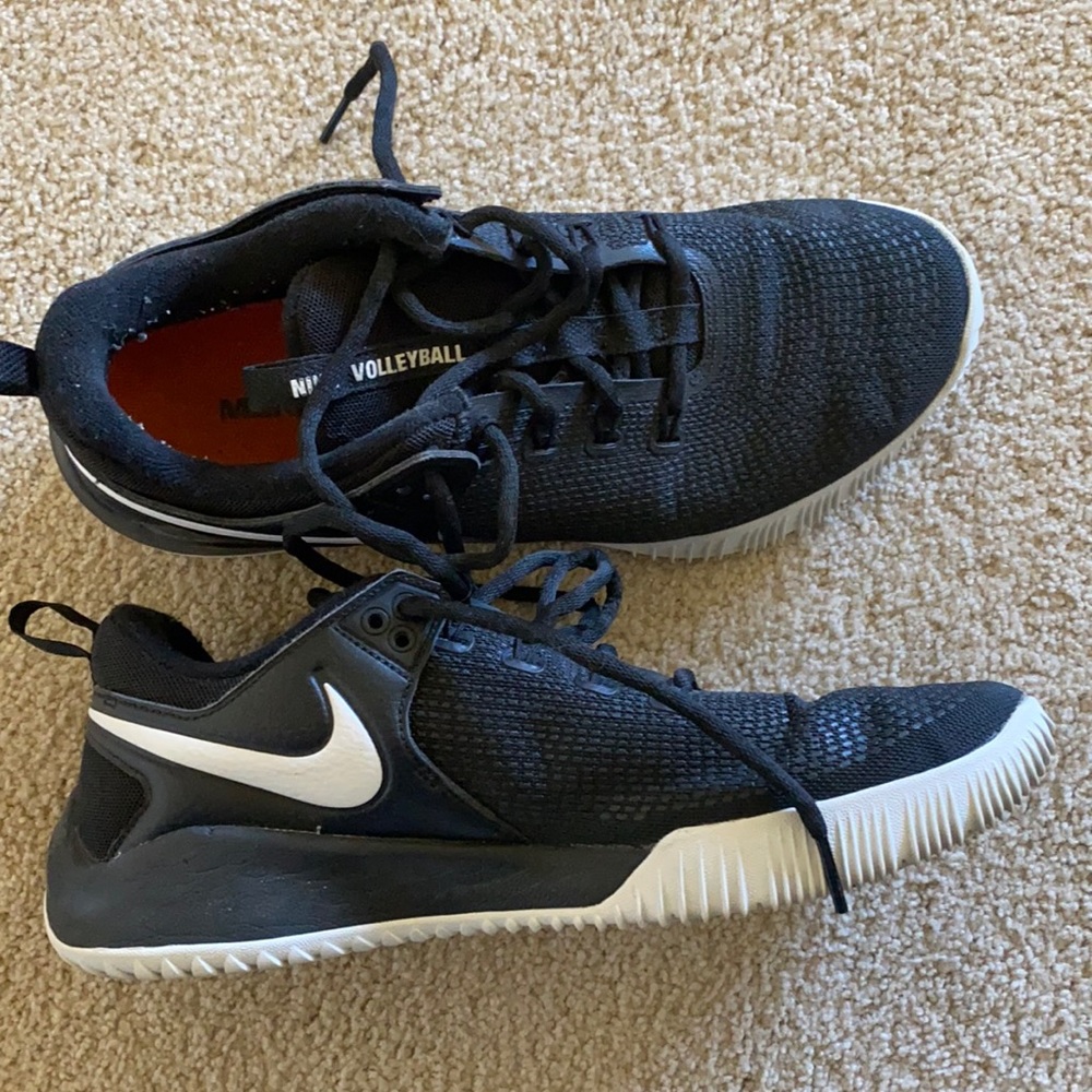 Nike volleyball shoes